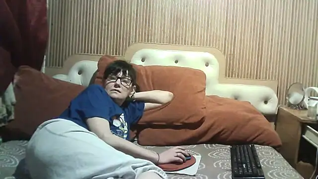 AlanaLaDream online show from September 24, 2025, 1:50 pm