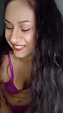 yummi  priv online show from January 21, 2025, 1:18 am