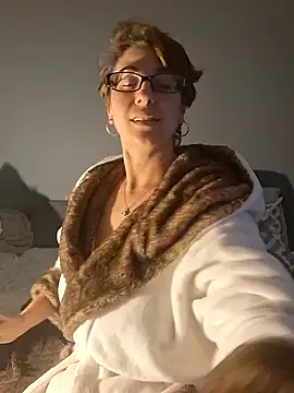 MsPink Flamingtoes544 online show from September 27, 2025, 1:06 pm