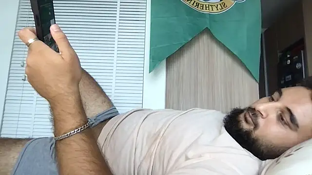 Snapshot of teddy_alan chatting on February 18, 2026, 6:22 am teddy alan online show from February 18, 2026, 6:22 am