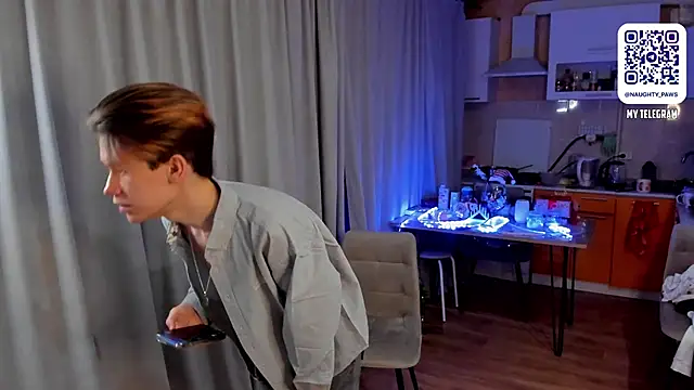 AndrewwCarter2 online show from March 9, 2025, 7:15 pm