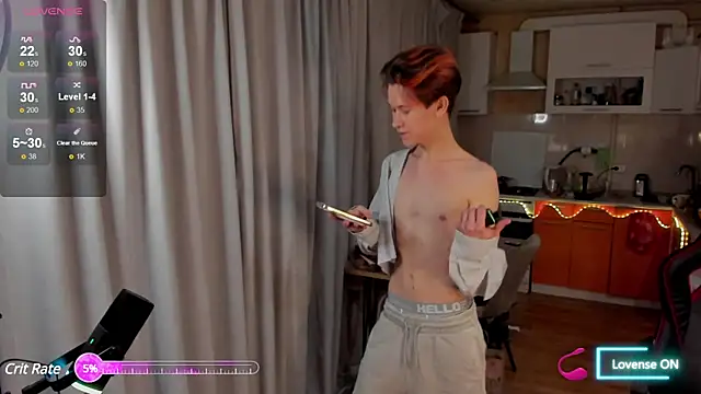 AndrewwCarter2 online show from January 21, 2025, 4:16 pm