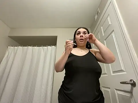 Snapshot of jasmine2badd chatting on March 9, 2025, 6:17 am jasmine2badd online show from March 9, 2025, 6:17 am