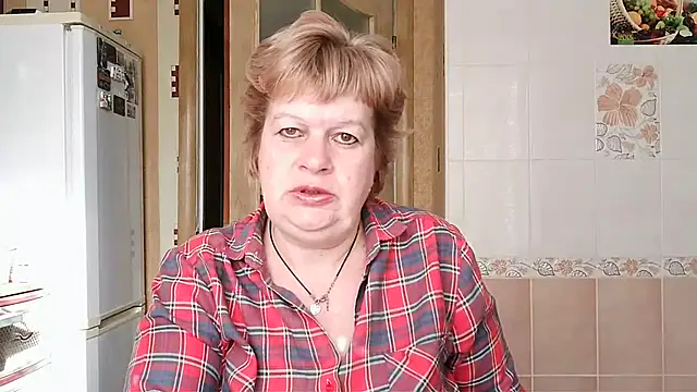 Ettie Tonia online show from March 4, 2025, 1:17 pm