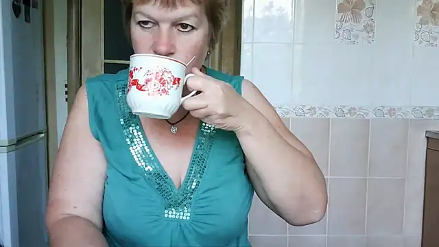 Ettie Tonia online show from September 25, 2025, 11:16 am