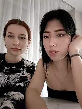 Snapshot of KeithTown chatting on November 9, 2025, 5:28 pm KeithTown online show from November 9, 2025, 5:28 pm