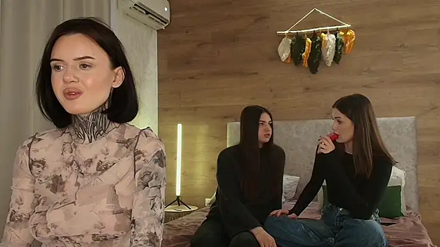 Snapshot of KeithTown chatting on February 21, 2025, 8:07 am KeithTown online show from February 21, 2025, 8:07 am