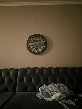 thicktash online show from December 18, 2025, 10:24 pm