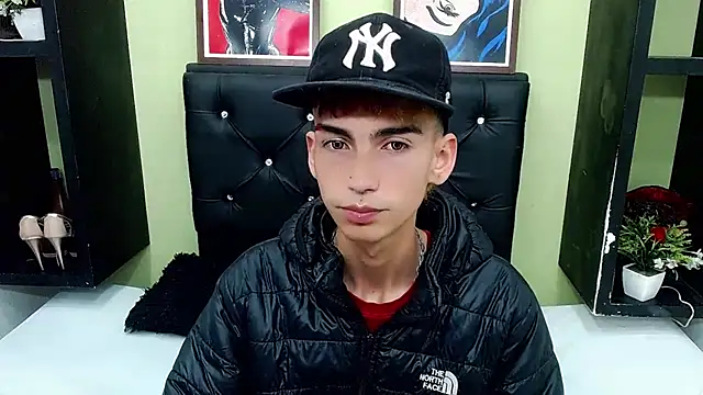 ttimy x boy online show from March 10, 2025, 11:16 pm