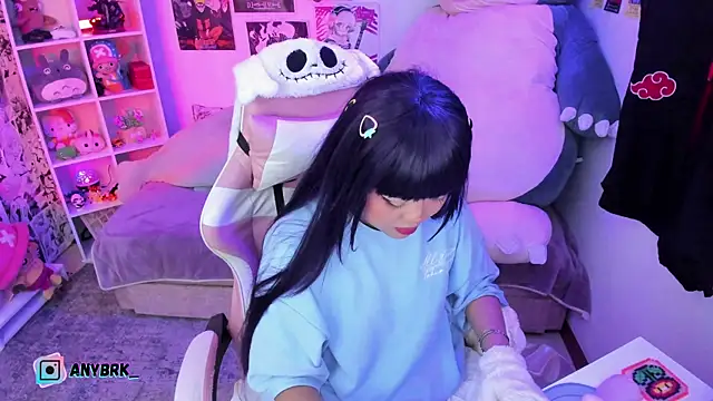 anyburkee online show from October 7, 2025, 1:17 am