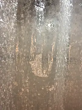 Miss oliviaa online show from November 14, 2025, 6:44 pm