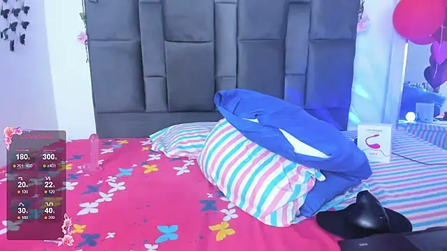 Violett Taylor online show from March 21, 2025, 2:39 am