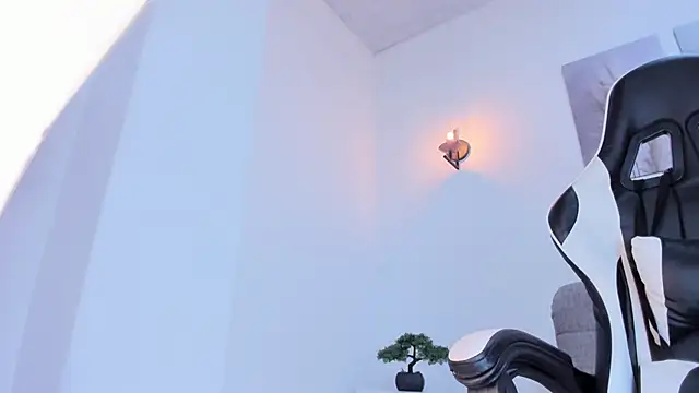 Brittany cute18 online show from March 22, 2025, 2:14 pm