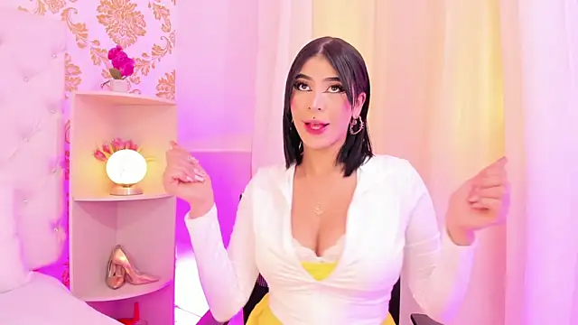 Snapshot of emaa_lambert chatting on October 13, 2025, 4:41 pm emaa lambert online show from October 13, 2025, 4:41 pm