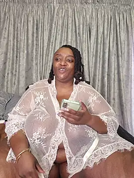 Snapshot of ThickianaRider chatting on February 10, 2026, 10:47 am ThickianaRider online show from February 10, 2026, 10:47 am