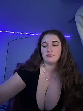 MarcusAndMarissa4ev online show from February 18, 2025, 9:43 am