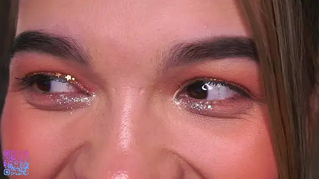 VeronaAppleberry online show from March 2, 2025, 4:17 am