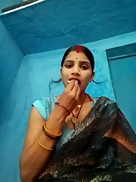 Nisha Cute online show from October 13, 2025, 7:10 am