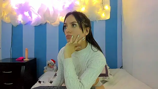 britny clouds online show from December 26, 2024, 6:12 pm