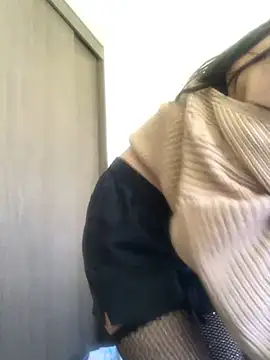 britny clouds online show from March 12, 2025, 5:28 pm