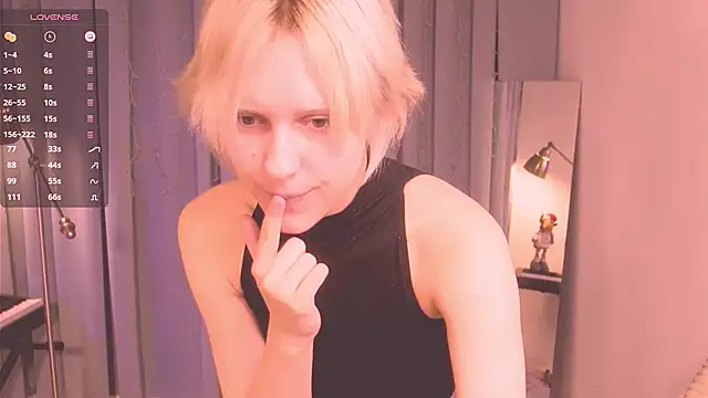 Snapshot of edward_holy chatting on December 14, 2024, 6:24 am edward holy online show from December 14, 2024, 6:24 am