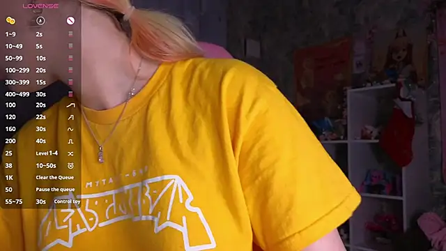 Snapshot of HanaMitsuri chatting on January 16, 2025, 8:14 pm HanaMitsuri online show from January 16, 2025, 8:14 pm