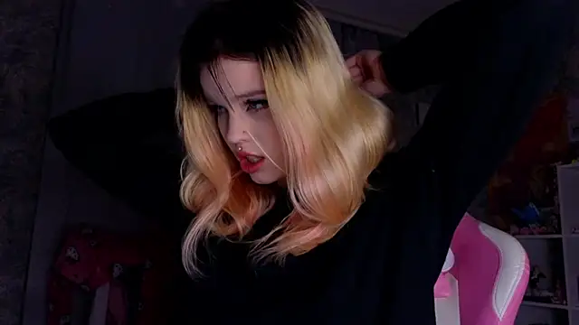 Snapshot of HanaMitsuri chatting on March 1, 2025, 7:26 pm HanaMitsuri online show from March 1, 2025, 7:26 pm