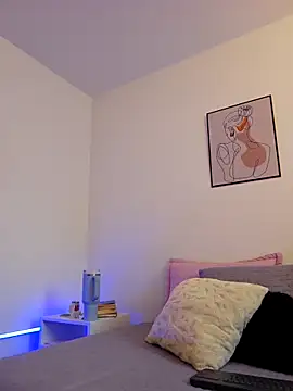 VictoriaEvaans  online show from October 6, 2025, 10:21 pm