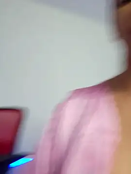 VictoriaEvaans  online show from November 4, 2025, 9:40 pm