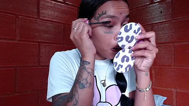 Priyalakshmi  online show from March 4, 2025, 2:10 pm