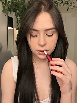  SweetCandyy online show from March 9, 2025, 7:59 pm