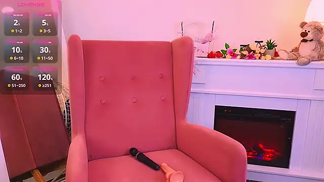 MirraBellanta online show from March 11, 2025, 9:48 pm