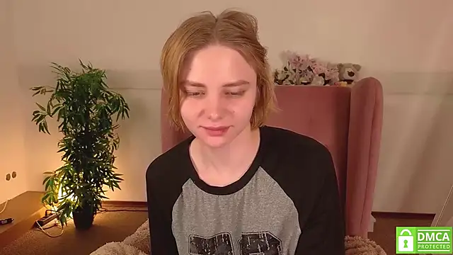 MirraBellanta online show from March 30, 2026, 12:23 am