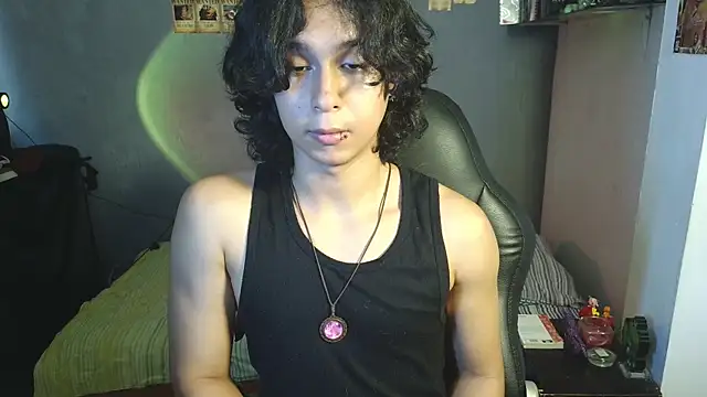 Snapshot of kairozz chatting on March 7, 2025, 5:49 pm kairozz online show from March 7, 2025, 5:49 pm