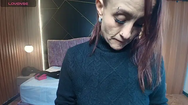 NatashaMason  online show from April 13, 2026, 7:29 pm