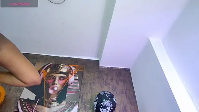 nicole  parker1 online show from October 24, 2025, 7:13 pm