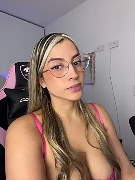 Issabela G1 online show from March 29, 2026, 3:19 am