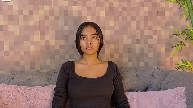 julieta aguilar1 online show from October 20, 2025, 8:31 pm