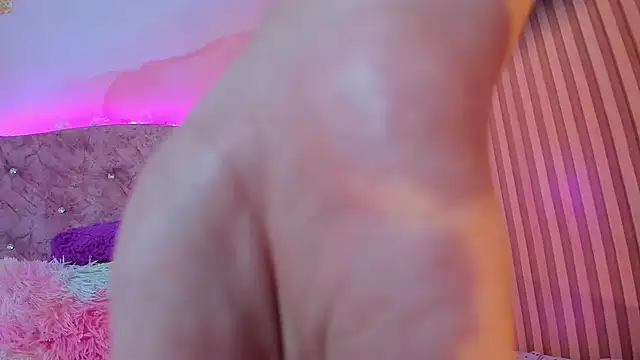 Bella  sweet online show from February 22, 2025, 9:48 pm