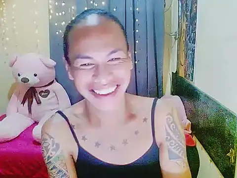 Snapshot of Indaypakay_ts chatting on October 27, 2025, 12:11 am Indaypakay ts online show from October 27, 2025, 12:11 am