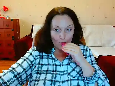 Snapshot of Alice3694 chatting on March 6, 2025, 10:52 am Alice3694 online show from March 6, 2025, 10:52 am