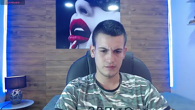 Snapshot of Cerokershelby chatting on January 15, 2025, 7:15 am Cerokershelby online show from January 15, 2025, 7:15 am