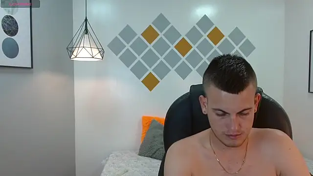 Snapshot of Cerokershelby chatting on February 6, 2025, 11:26 pm Cerokershelby online show from February 6, 2025, 11:26 pm