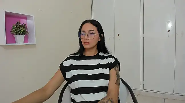 ASIAM BRUNET online show from February 26, 2025, 1:00 pm