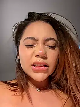 Aryrosee online show from March 15, 2026, 8:27 pm