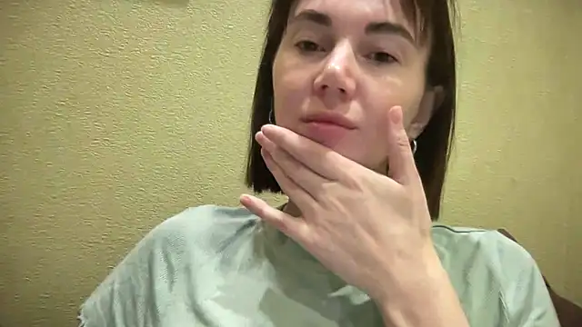 Snapshot of EvilDemon94 chatting on April 18, 2026, 7:18 pm EvilDemon94 online show from April 18, 2026, 7:18 pm