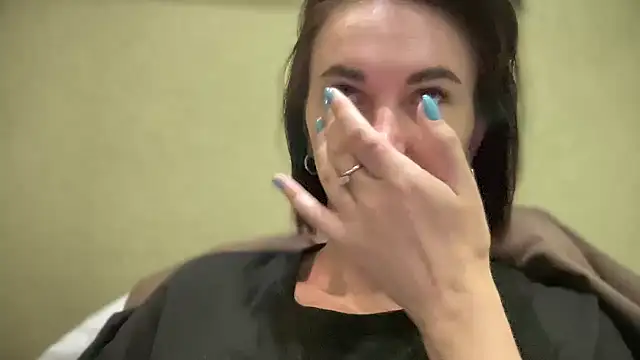 EvilDemon94 online show from October 14, 2025, 4:35 am