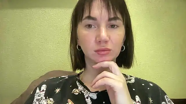 Snapshot of EvilDemon94 chatting on April 30, 2026, 7:37 am EvilDemon94 online show from April 30, 2026, 7:37 am
