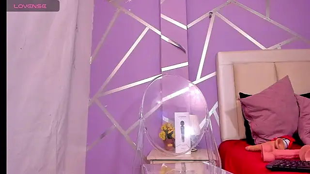 CATALEYA LYON online show from December 7, 2024, 10:34 pm