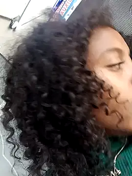 CATALEYA LYON online show from December 8, 2024, 5:11 pm